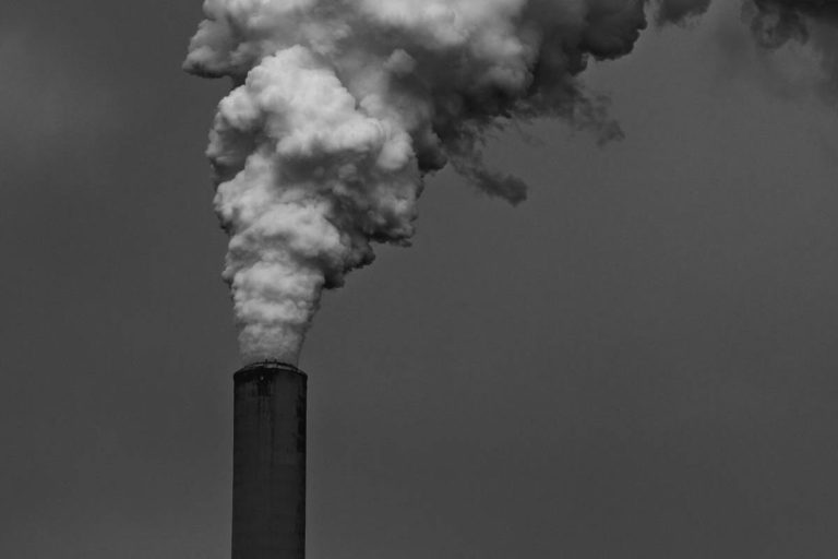 cheminée fumée pollution